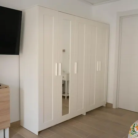 Holiday home 5 Casas Independientes En Costa Del Sol *